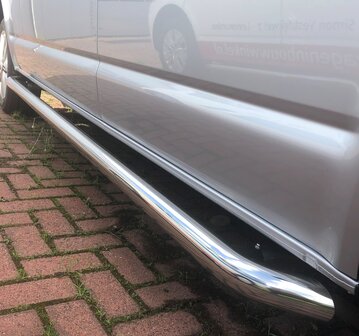 RVS Side-bar set Volkswagen T6.1 (&#039;20&gt;) &amp; T5/T6 (&#039;03-&#039;19), LWB, WB3400, 45&deg; bochten, hoogglans