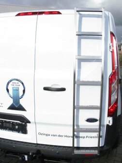 RVS Ladder Citro&euml;n Jumpy (&#039;16&gt;) laag dak, montage op rechterdeurpaneel