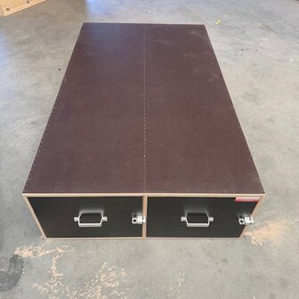 Voorraad nr. 22: Zijdeur bodembak inclusief rol-elementen 170x100x38cm LxBxH