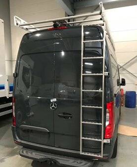 RVS Ladder montage op rechterdeur scharnier (H1)