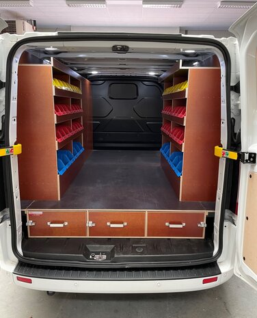 Ford Transit Custom L2 kasten met dubbele zijdeur 