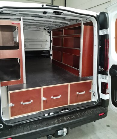 Renault Trafic L2 Bodembakken en kasten