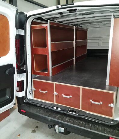 Renault Trafic L2 Bodembakken en kasten