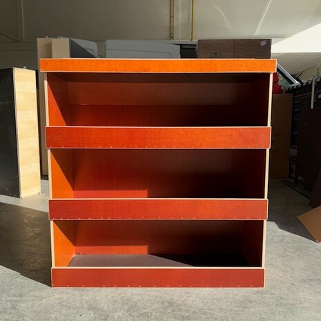 Voorraad nr. 21: Stelling met legborden 92,5x102x31 LxHxD