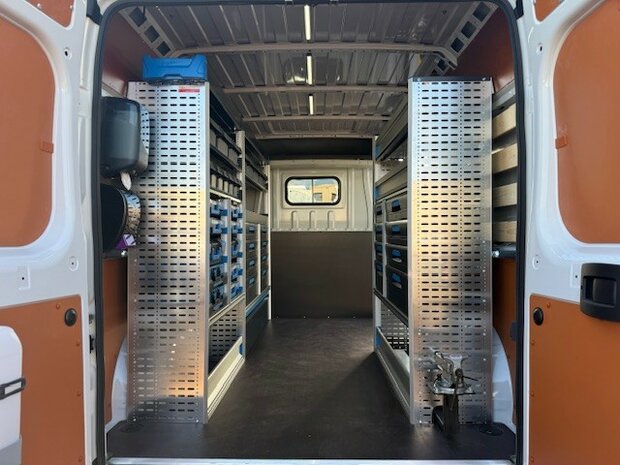 Fiat E-Ducato L2 Sortimo inrichting