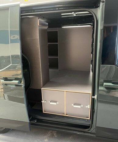 Kia PV5 met 2 schuifdeuren