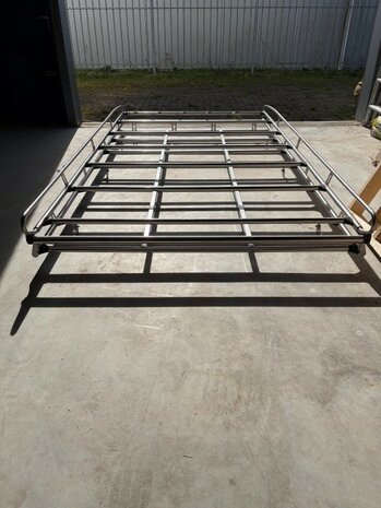 Voorraad: Dubbel laags RVS Equinox imperiaal Trafic L2