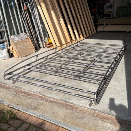 Voorraad: Dubbel laags RVS Equinox imperiaal Trafic L2