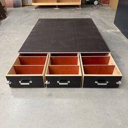 Voorraad nr. 511: Bodembak met 3 laden incl. rol-elementen 170x134x22.5